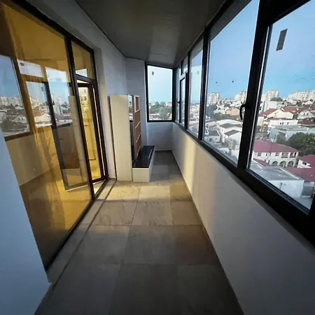 Appartement Apartament1 Faleza Nord Constanţa
